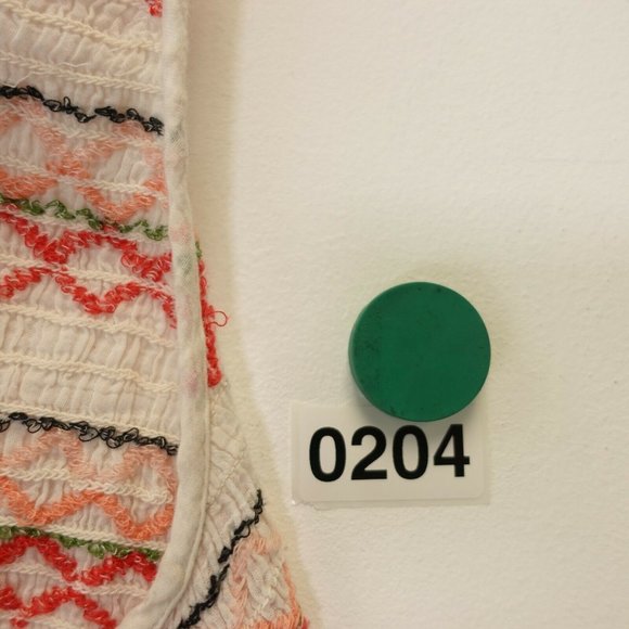 AE AMERICAN EAGLE OUTFITTERS Ivory White Crop Top MEDIUM Halter Smocked - Picture 9 of 9